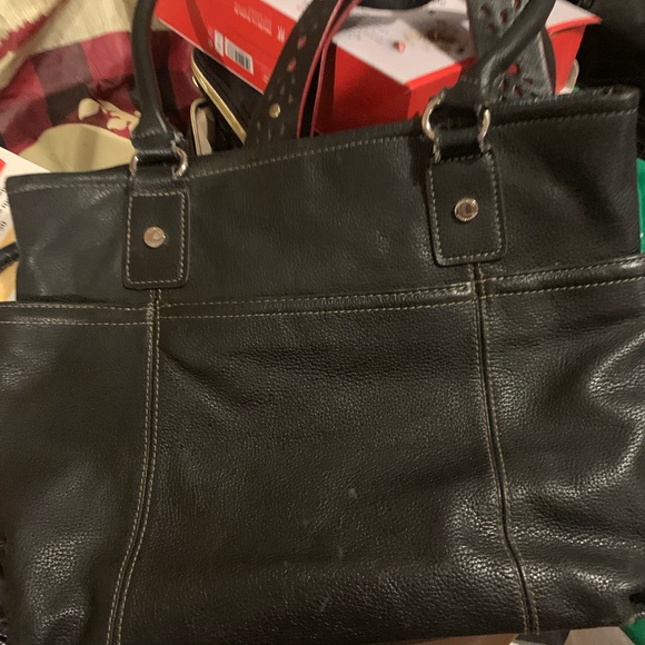 Assorted Leather Purse Bundle - No Bundle Pricing - Picture 3 of 6